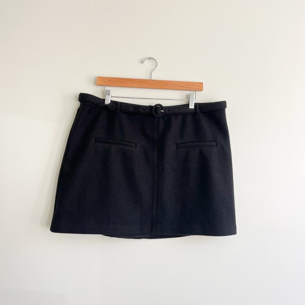 Abercrombie & Fitch NWT Black Pocket Belted High Rise Mini Skirt, Size XL